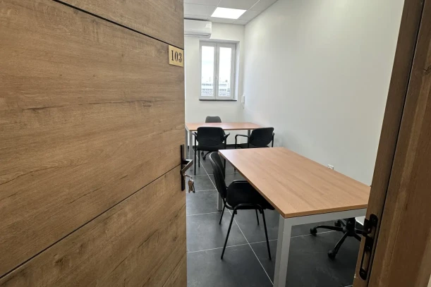 Bureau privé - 69800 - 3 postes - 550€