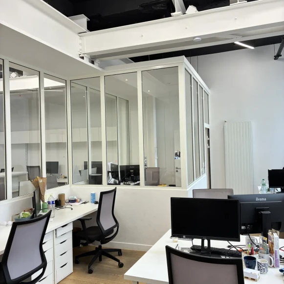 Bureau privé 120 m² 9 postes Location bureau Passage du Bureau Paris 75011 - photo 4