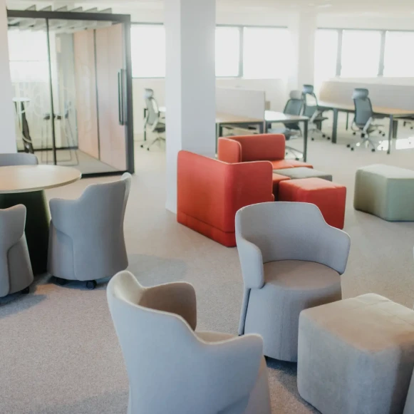 Bureau privé 90 m² 12 postes Coworking Rue Alain Fournier Toulouse 31300 - photo 3