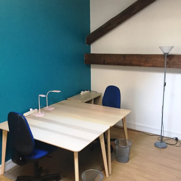 Bureau privé 38 m² 8 postes Location bureau Rue du Grand Prieuré Paris 75011 - photo 3