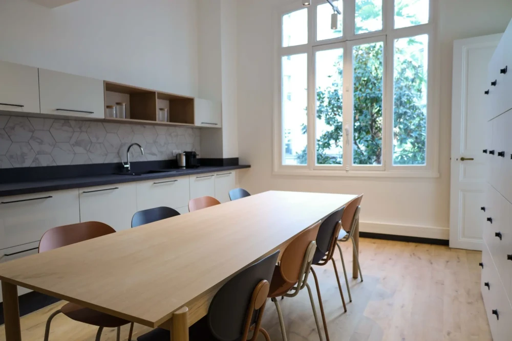 Espace indépendant - 75008 - 46 postes - 31450€