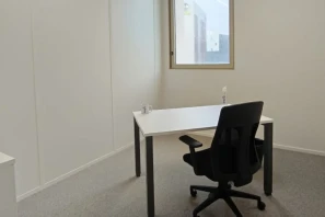 Bureau privé - 33800 - 1 poste - 645€