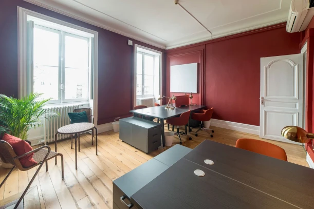 Bureau privé - 33000 - 15 postes - 5250€