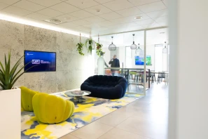 Bureau privé - 69370 - 3 postes - 1350€