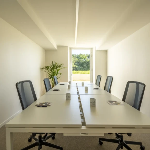Bureau privé 20 m² 6 postes Coworking Rue Francis Jammes Biarritz 64200 - photo 2