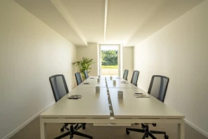 Bureau privé - 64200 - 6 postes - 2400€