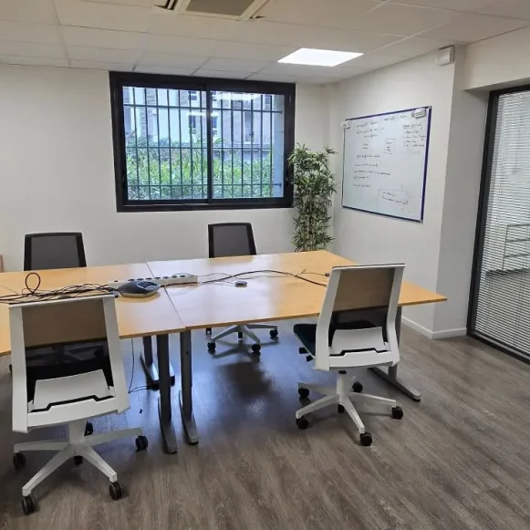 Bureau privé 20 m² 4 postes Coworking Rue des Arts et Métiers Grenoble 38000 - photo 7