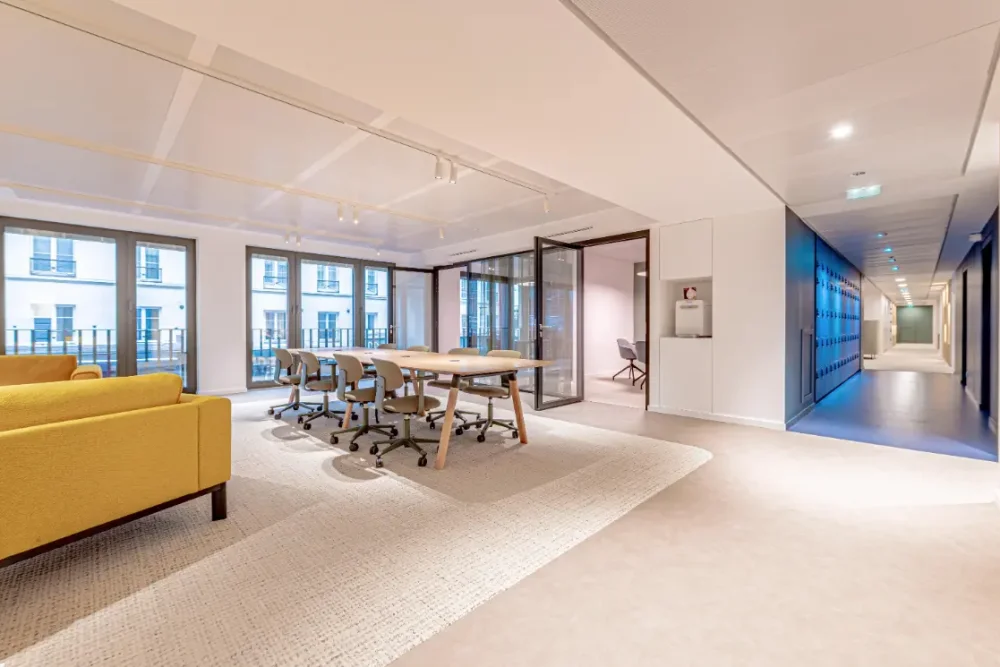 Espace indépendant - 75009 - 134 postes - 109880€