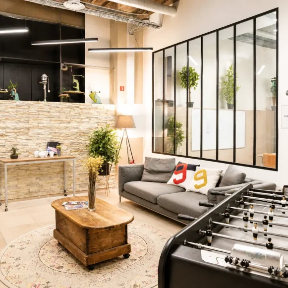 Bureau privé 50 m² 8 postes Coworking Rue Martel Paris 75010 - photo 1