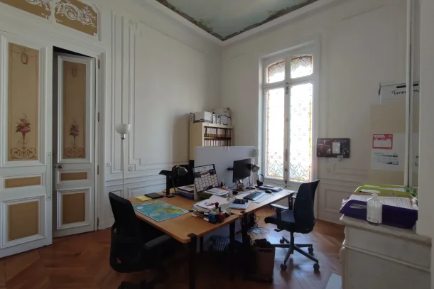 Espace indépendant - 72000 - 3 postes - 500€