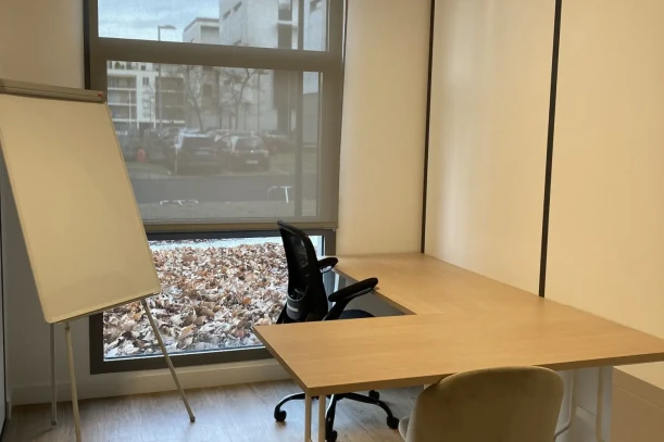 Bureau privé - 38200 - 2 postes - 550€