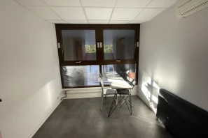Bureau privé - 93500 - 1 poste - 450€