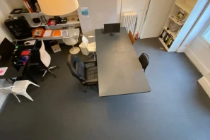 Open Space - 75010 - 4 postes - 330€