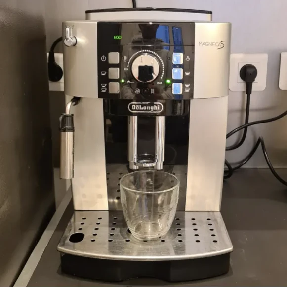 Bureau privé 25 m² 8 postes Coworking Rue du Helder Paris 75009 - photo 6