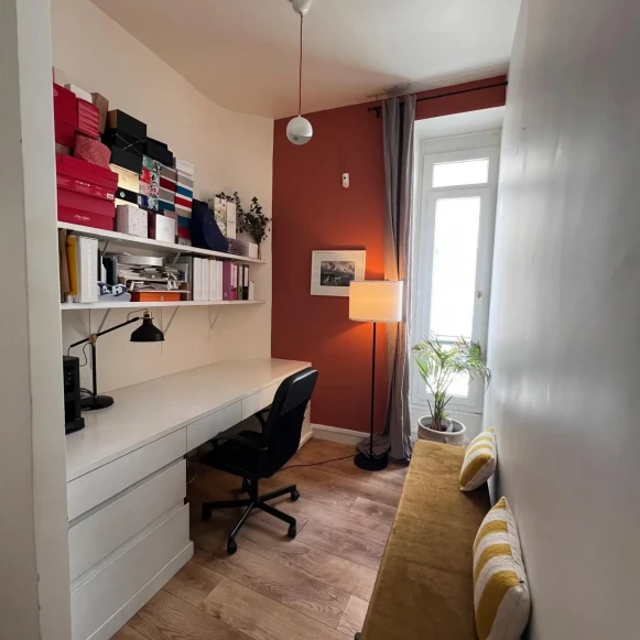 Bureau privé 10 m² 1 poste Location bureau Rue d'Amsterdam Paris 75008 - photo 2