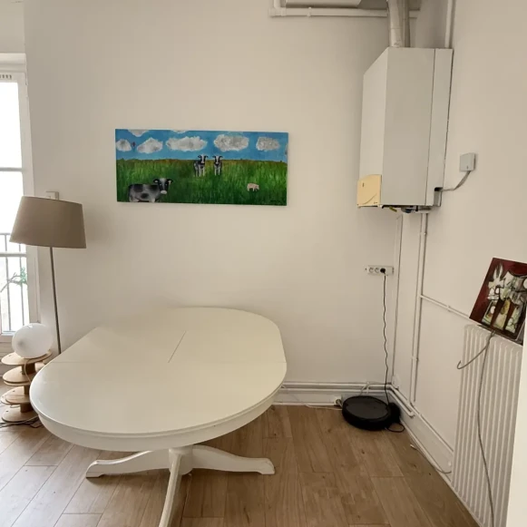 Bureau privé 13 m² 3 postes Location bureau Rue de Montmorency Paris 75003 - photo 3