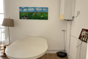 Bureau privé - 75003 - 3 postes - 950€