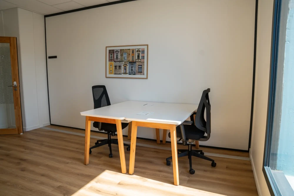 Bureau privé - 34000 - 3 postes - 912€