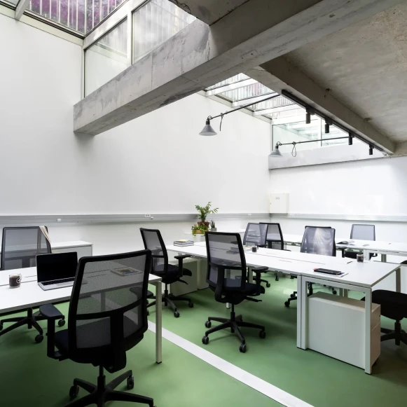 Bureau privé 62 m² 20 postes Location bureau Boulevard Voltaire Paris 75011 - photo 3