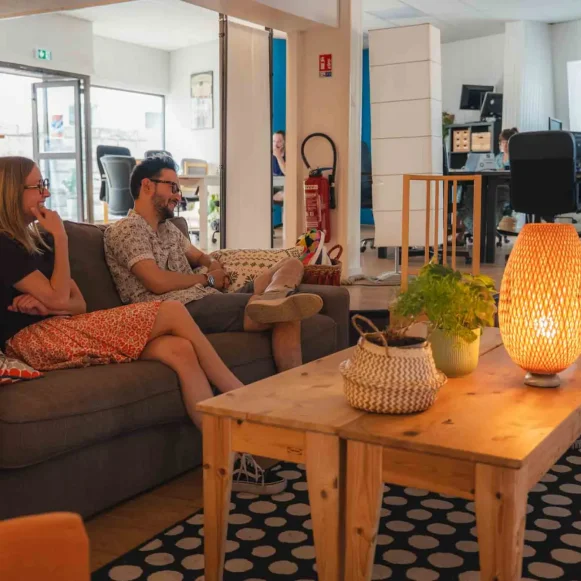 Open Space  10 postes Coworking Carrefour Jouaust Rennes 35000 - photo 1