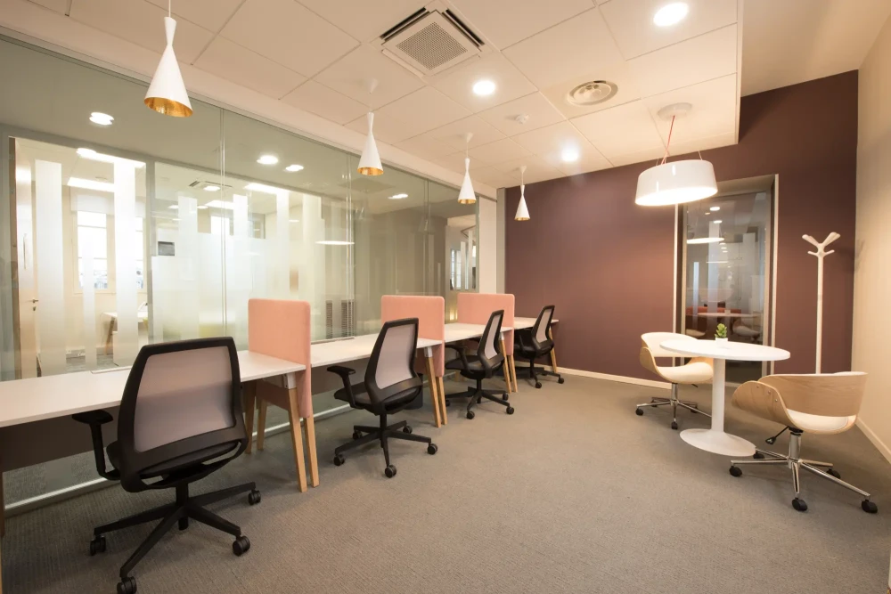 Bureau privé - 75008 - 1 poste - 1720€