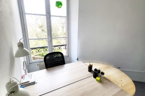 Bureau privé - 35700 - 2 postes - 380€