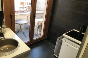 Bureau privé - 75015 - 3 postes - 850€