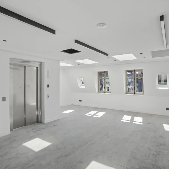 Espace indépendant 704 m² 90 postes Coworking Rue d'Aboukir Paris 75002 - photo 4