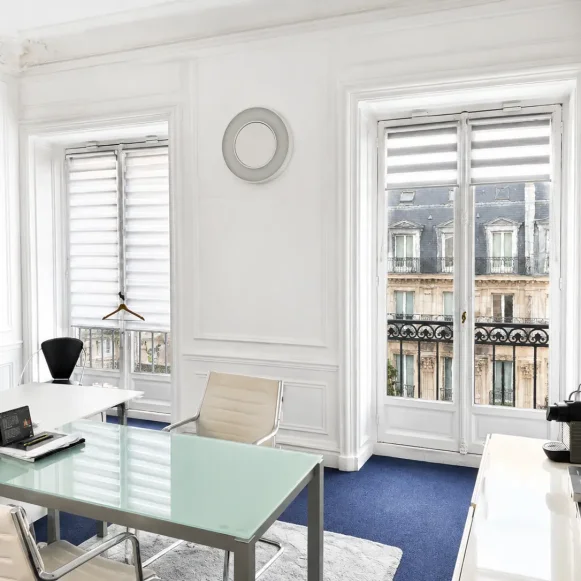 Bureau privé 20 m² 3 postes Coworking Avenue de l'Opéra Paris 75001 - photo 4