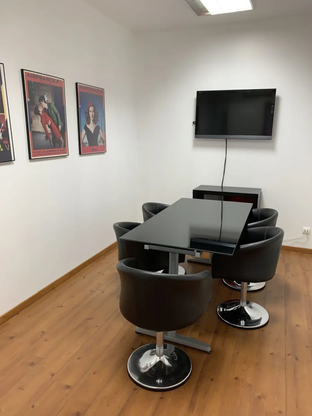 Bureau privé - 33200 - 4 postes - 650€