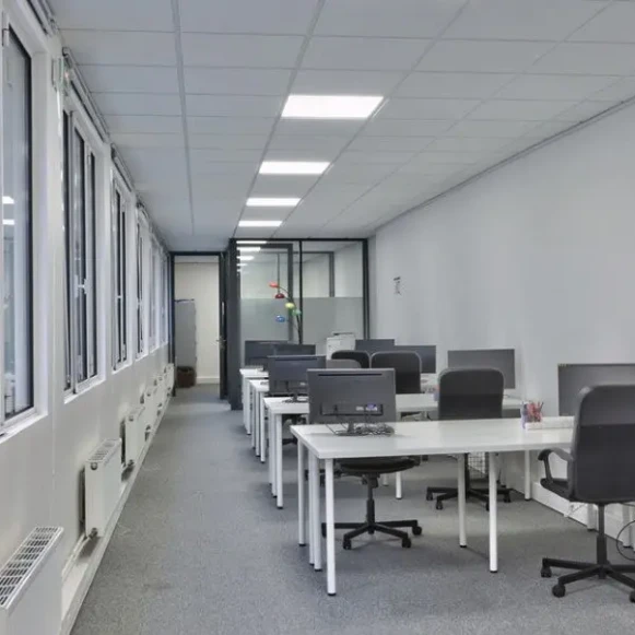 Bureau privé 95 m² 9 postes Coworking Rue Mazarine Paris 75006 - photo 1