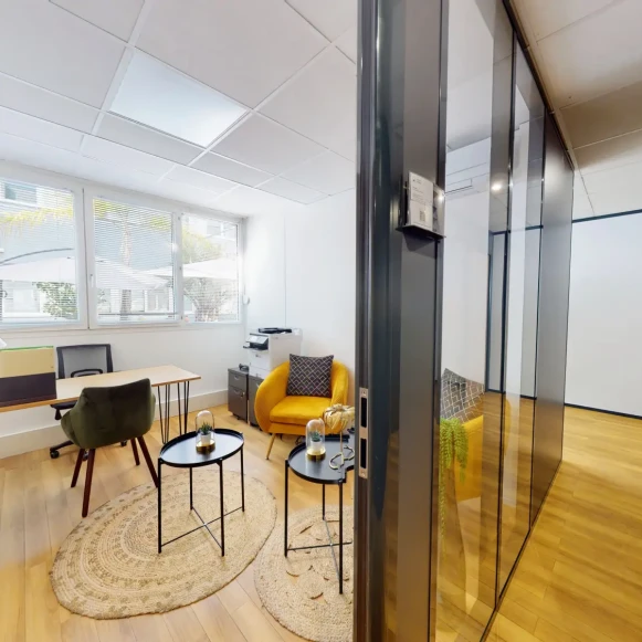 Bureau privé 11 m² 2 postes Location bureau Chemin de Borie Castelnau-le-Lez 34170 - photo 1