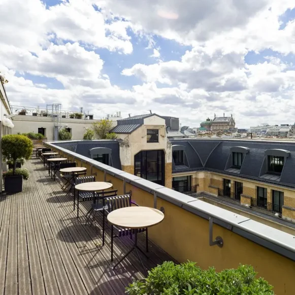 Bureau privé 115 m² 33 postes Location bureau Rue la Fayette Paris 75009 - photo 11