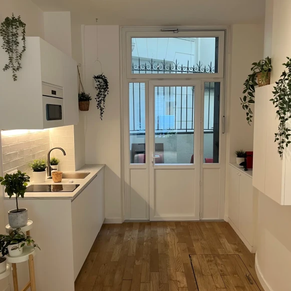 Espace indépendant 30 m² 5 postes Location bureau Rue Sedillot Paris 75007 - photo 1