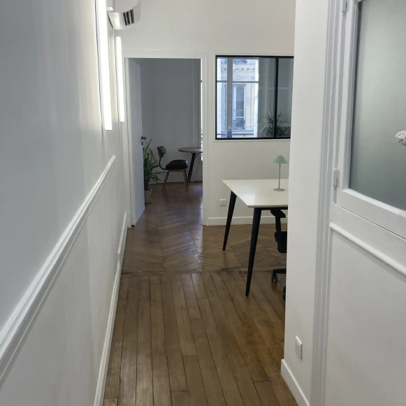 Open Space  6 postes Location bureau Rue de Mogador Paris 75009 - photo 1