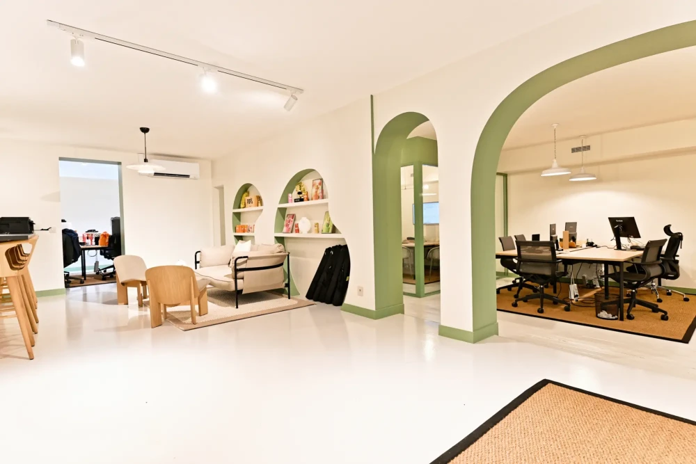 Espace indépendant - 75010 - 24 postes - 13200€