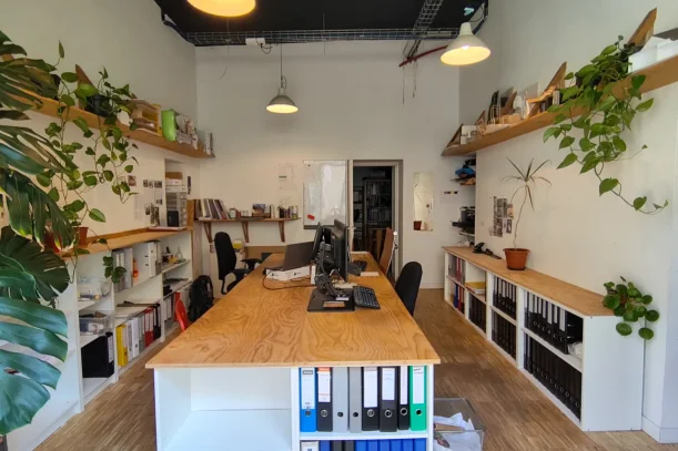 Open Space - 44000 - 1 poste - 198€