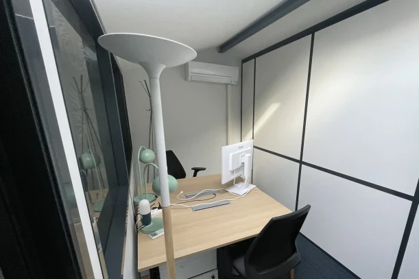 Bureau privé - 33300 - 2 postes - 600€