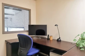 Bureau privé - 92320 - 3 postes - 650€
