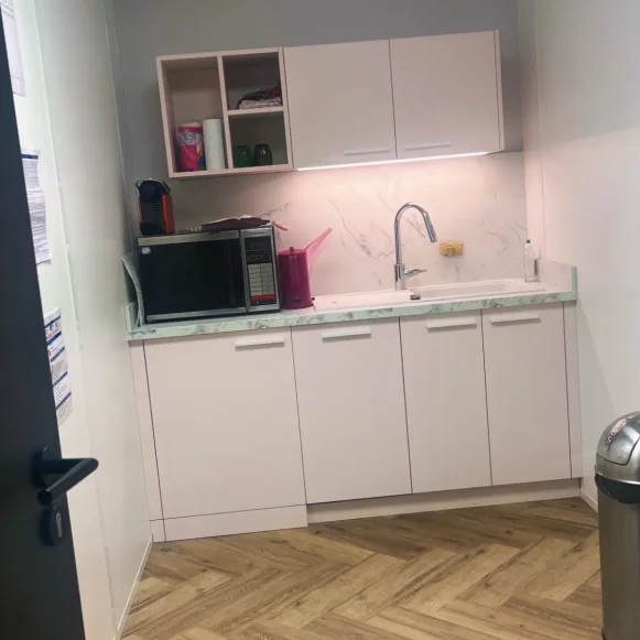 Bureau privé 24 m² 4 postes Location bureau Chemin de la Trière Meylan 38240 - photo 3