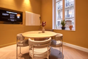 Bureau privé - 75008 - 3 postes - 2970€