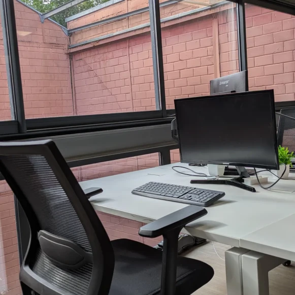 Open Space  25 postes Location bureau Rue Fernand Belliard Bordeaux 33100 - photo 2