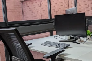 Open Space - 33100 - 10 postes - 150€