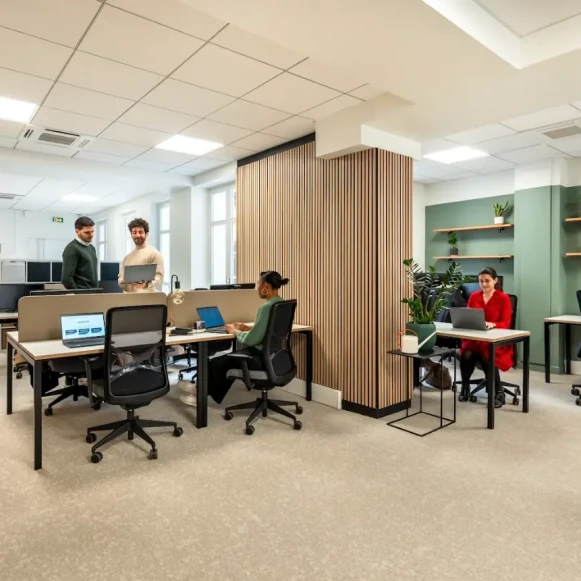 Espace indépendant 150 m² 25 postes Location bureau Rue Montmartre Paris 75002 - photo 1