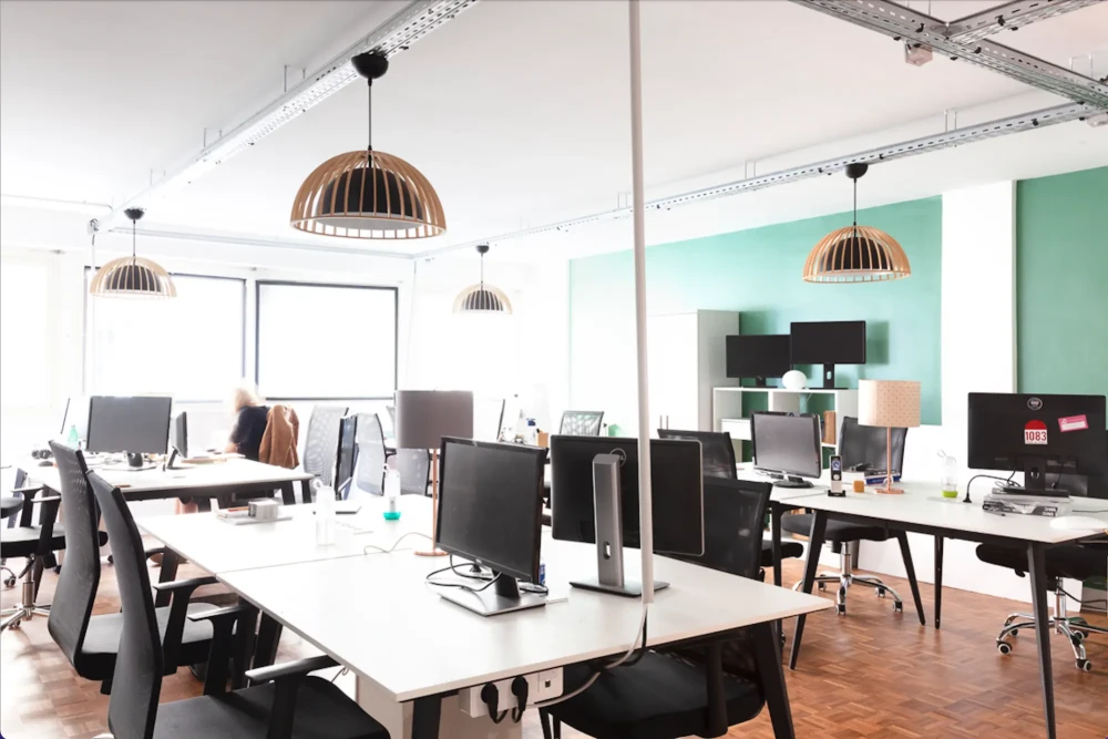 Espace indépendant - 75009 - 45 postes - 17500€