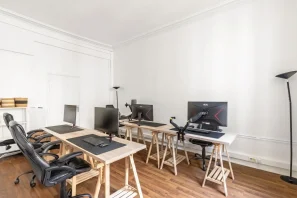 Espace indépendant - 75010 - 24 postes - 14160€