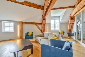 Espace indépendant - 69001 - 26 postes - 10400€