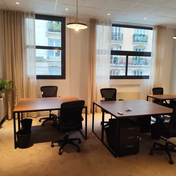 Bureau privé 35 m² 6 postes Coworking Square Desaix Paris 75015 - photo 7