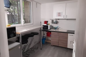 Bureau privé - 94400 - 3 postes - 650€