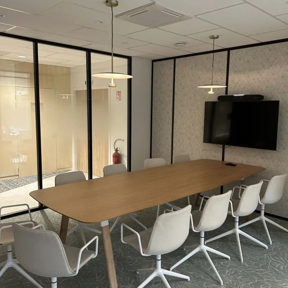 Bureau privé 26 m² 4 postes Location bureau Rue Etienne Lenoir Mauguio 34130 - photo 8